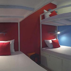 Dormitory Room Mixed
